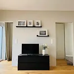 Stilvolle Premium-Wohnung Mit Klimaanlage Und Dachterrasse