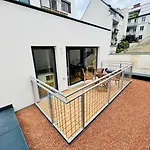 Stilvolle Premium-Wohnung Mit Klimaanlage Und Dachterrasse