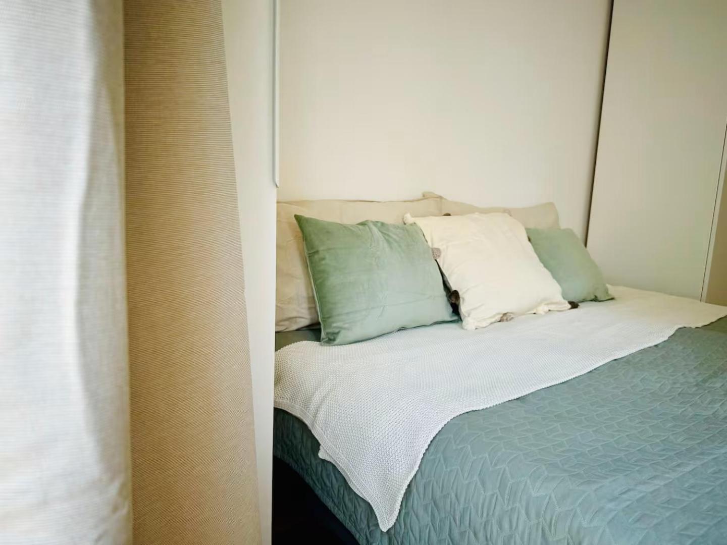 Stilvolle Premium-wohnung Mit Klimaanlage Und Dachterrasse Apartment